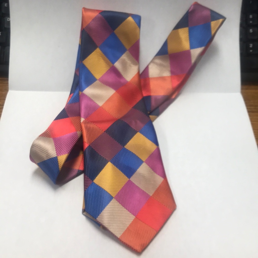 Colorful tie
